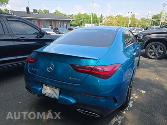 2025 Mercedes-Benz CLA 250 - miniatura 3