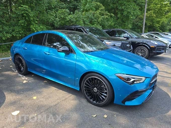 2025 Mercedes-Benz CLA 250 - miniatura 4