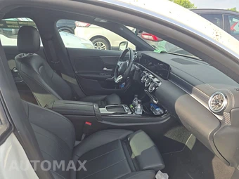 2025 Mercedes-Benz CLA 250 – miniatura 13