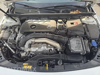 2025 Mercedes-Benz CLA 250 – miniatura 21