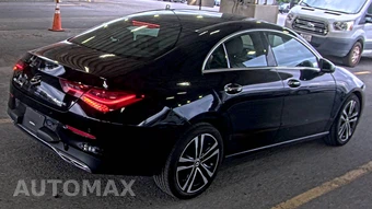2025 Mercedes-Benz CLA 250 – miniatura 4