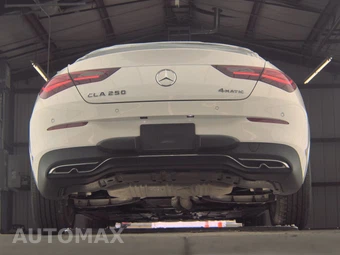 2025 Mercedes-Benz CLA 250 – miniatura 7