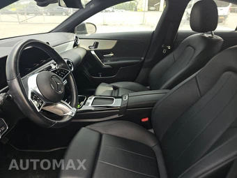 2025 Mercedes-Benz CLA 250 - miniatura 12
