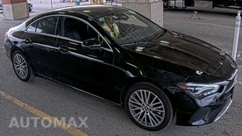 2025 Mercedes-Benz CLA 250 - miniatura 3