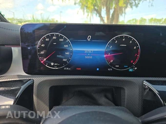 2025 Mercedes-Benz CLA 250 – miniatura 9