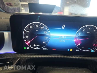 2025 Mercedes-Benz CLA 250 - miniatura 12