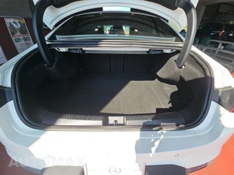 2025 Mercedes-Benz CLA 250 - miniatura 16