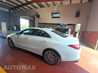 2025 Mercedes-Benz CLA 250 - miniatura 6