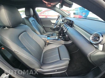 2025 Mercedes-Benz CLA 250 – miniatura 8