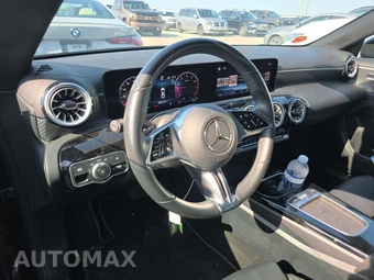 2025 Mercedes-Benz CLA 250 - miniatura 17