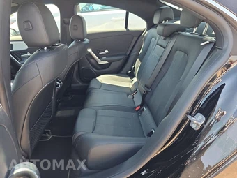 2025 Mercedes-Benz CLA 250 – miniatura 13