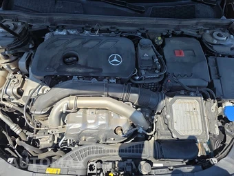 2025 Mercedes-Benz CLA 250 – miniatura 15