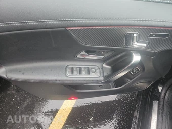 2025 Mercedes-Benz CLA 250 – miniatura 15