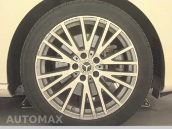 2025 Mercedes-Benz CLA 250 – miniatura 10