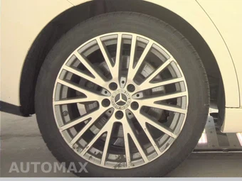2025 Mercedes-Benz CLA 250 – miniatura 11