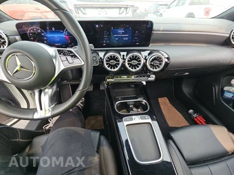 2025 Mercedes-Benz CLA 250 – miniatura 17