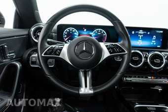 2025 Mercedes-Benz CLA 250 - miniatura 15