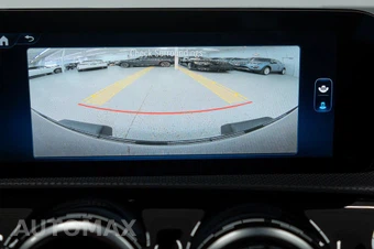 2025 Mercedes-Benz CLA 250 - miniatura 17