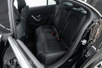2025 Mercedes-Benz CLA 250 - miniatura 24