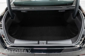 2025 Mercedes-Benz CLA 250 - miniatura 26