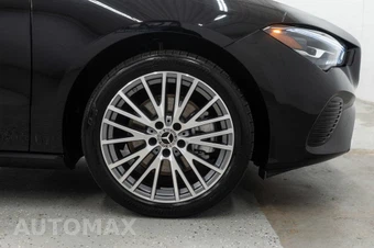 2025 Mercedes-Benz CLA 250 - miniatura 30