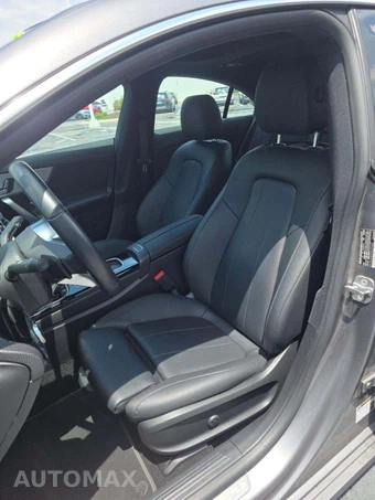 2025 Mercedes-Benz CLA 250 - miniatura 3