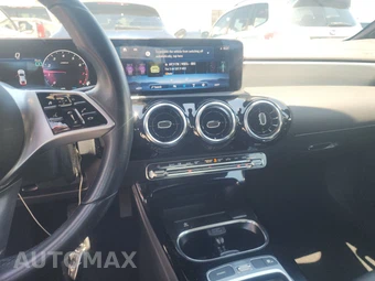 2025 Mercedes-Benz CLA 250 – miniatura 11