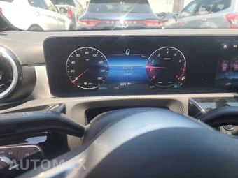 2025 Mercedes-Benz CLA 250 – miniatura 12