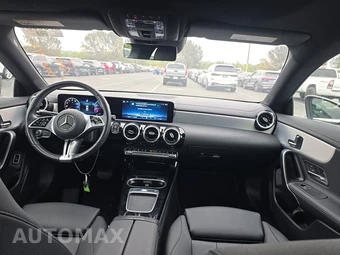 2025 Mercedes-Benz CLA 250 – miniatura 11