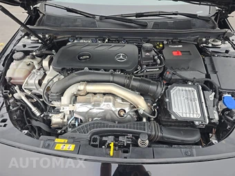 2025 Mercedes-Benz CLA 250 – miniatura 16