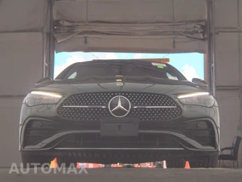 2025 Mercedes-Benz CLE 300 Coupe - miniatura 3
