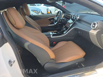 2025 Mercedes-Benz CLE 300 Coupe - miniatura 14