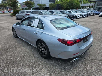 2025 Mercedes-Benz E 350 4MATIC Sedan - miniatura 2