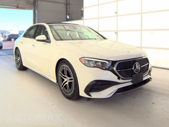 2025 Mercedes-Benz E 350 4MATIC Sedan - miniatura 4