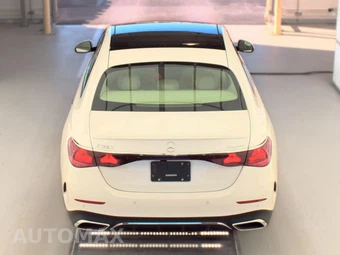 2025 Mercedes-Benz E 350 4MATIC Sedan - miniatura 6