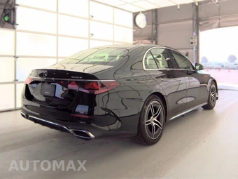 2025 Mercedes-Benz E 350 4MATIC Sedan - miniatura 5