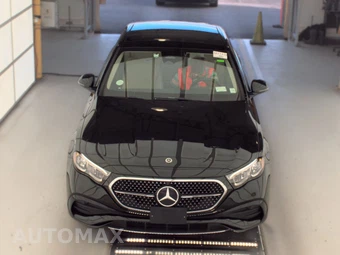 2025 Mercedes-Benz E 350 4MATIC Sedan - miniatura 2