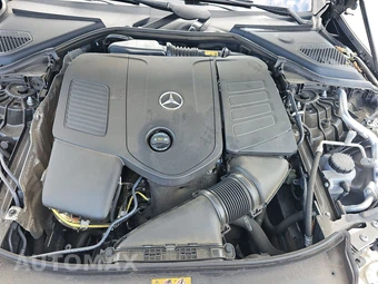2025 Mercedes-Benz E 350 4MATIC Sedan - miniatura 22