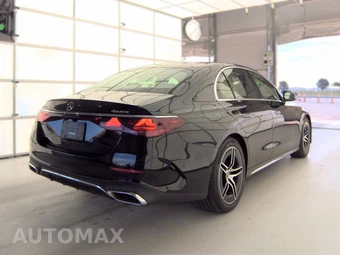 2025 Mercedes-Benz E 350 4MATIC Sedan - miniatura 5