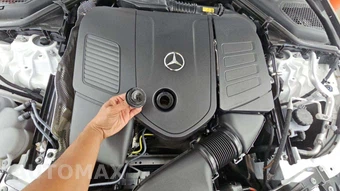 2025 Mercedes-Benz E 350 4MATIC Sedan - miniatura 20