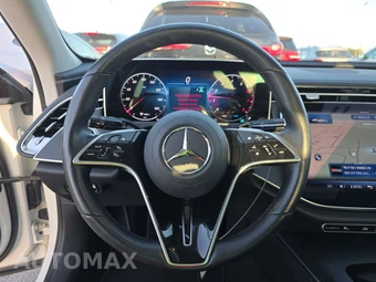 2025 Mercedes-Benz E 350 4MATIC Sedan - miniatura 16