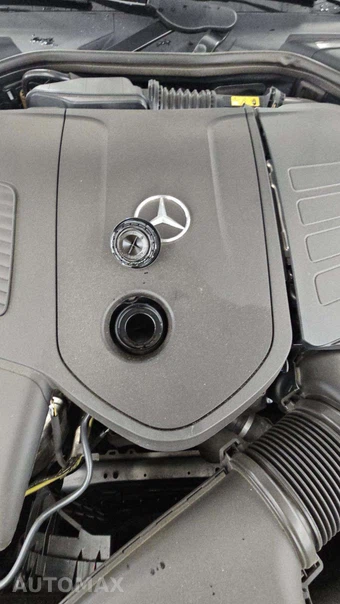 2025 Mercedes-Benz E 350 4MATIC Sedan - miniatura 24