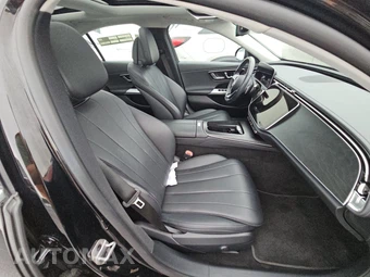 2025 Mercedes-Benz E 350 4MATIC Sedan - miniatura 14