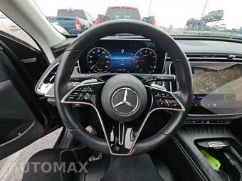 2025 Mercedes-Benz E 350 4MATIC Sedan - miniatura 16