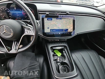 2025 Mercedes-Benz E 350 4MATIC Sedan - miniatura 17