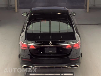 2025 Mercedes-Benz E 350 4MATIC Sedan - miniatura 6