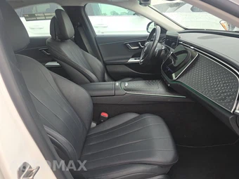 2025 Mercedes-Benz E 350 4MATIC Sedan - miniatura 14