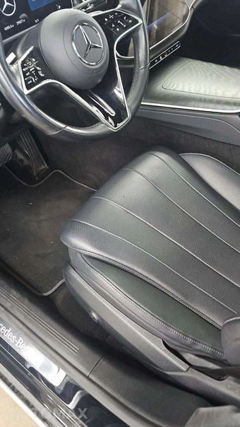 2025 Mercedes-Benz E 350 4MATIC Sedan - miniatura 36