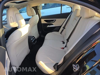 2025 Mercedes-Benz E 350 4MATIC Sedan - miniatura 19
