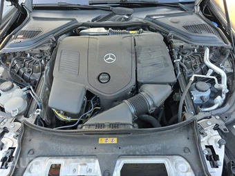 2025 Mercedes-Benz E 350 4MATIC Sedan - miniatura 22